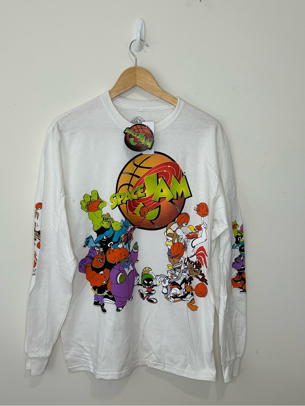 Space Jam Shirt Mens Medium White Long Sleeve PacSun Basketball Looney Tunes